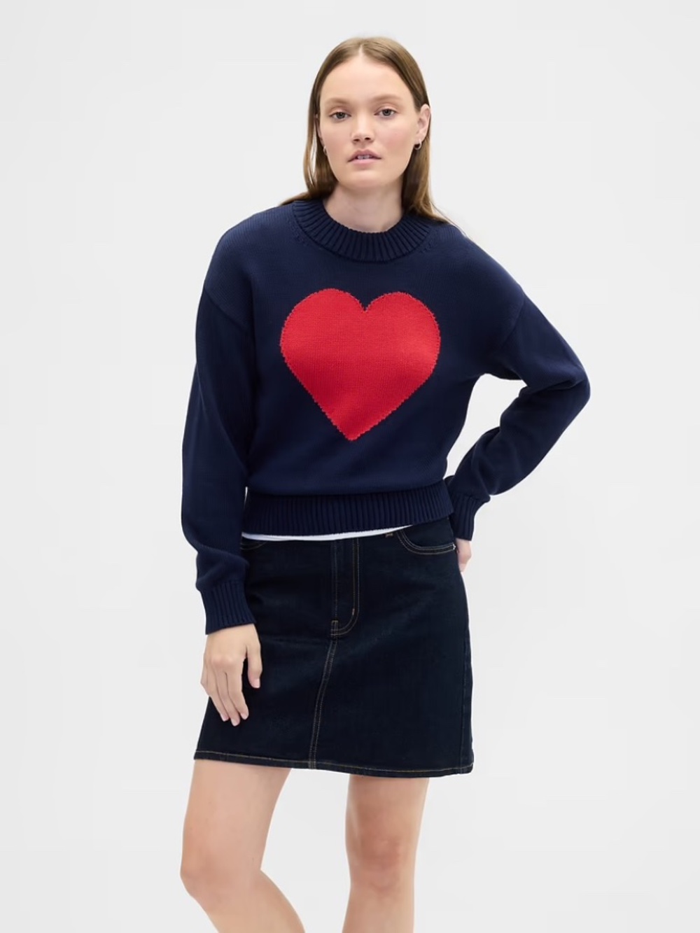 Relaxed Cropped Intarsia Sweater - navy with red heart